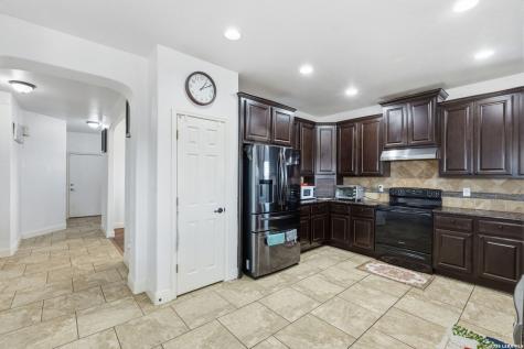 184 Fairway Floresville TX 78114