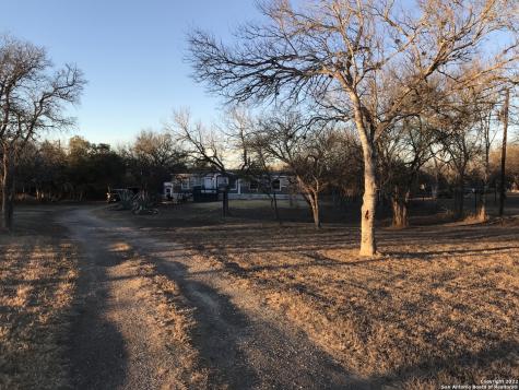 127 County Road 5720 Castroville TX 78009