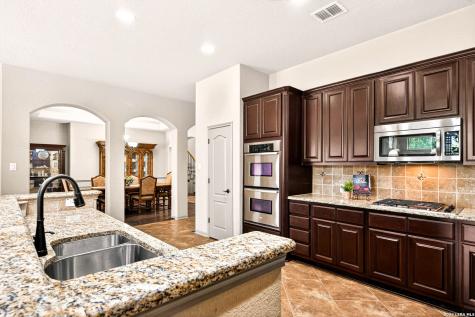 1126 Saddle Horse San Antonio TX 78260