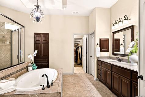 1126 Saddle Horse San Antonio TX 78260