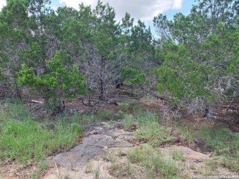 621 Glen Oaks Drive Canyon Lake TX 78133