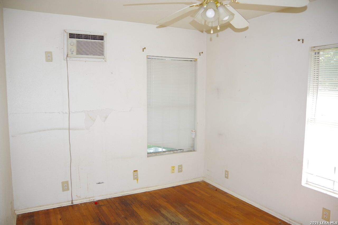 527 Craigmont San Antonio TX 78213
