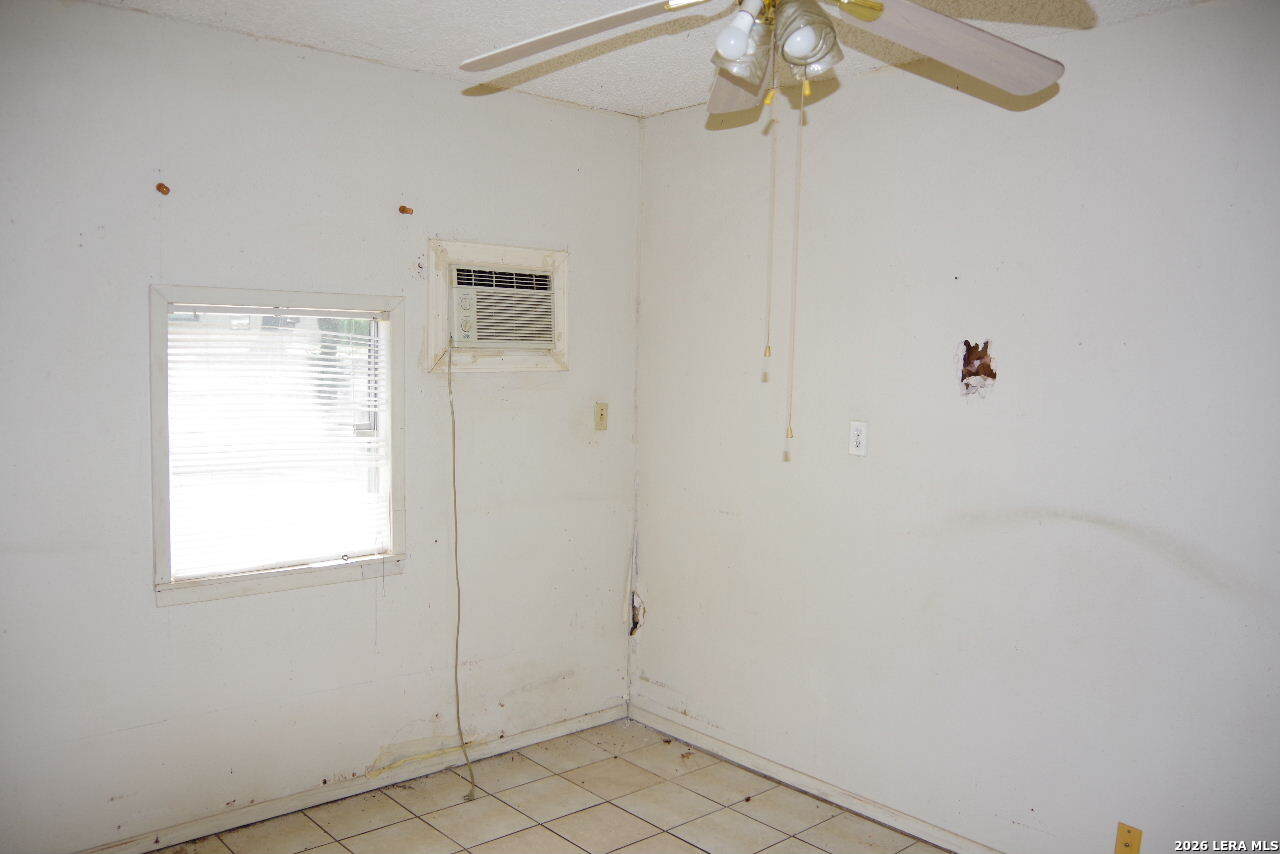 527 Craigmont San Antonio TX 78213