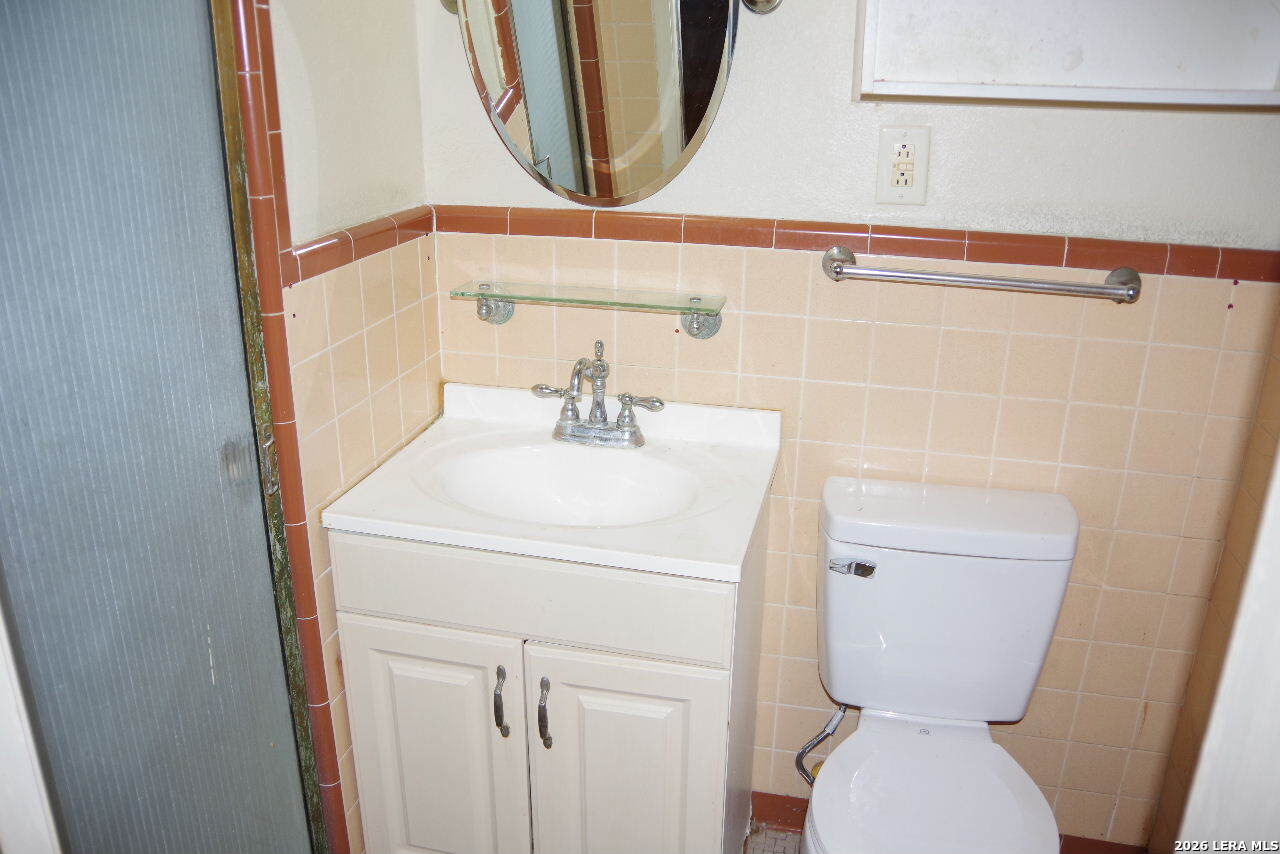 527 Craigmont San Antonio TX 78213