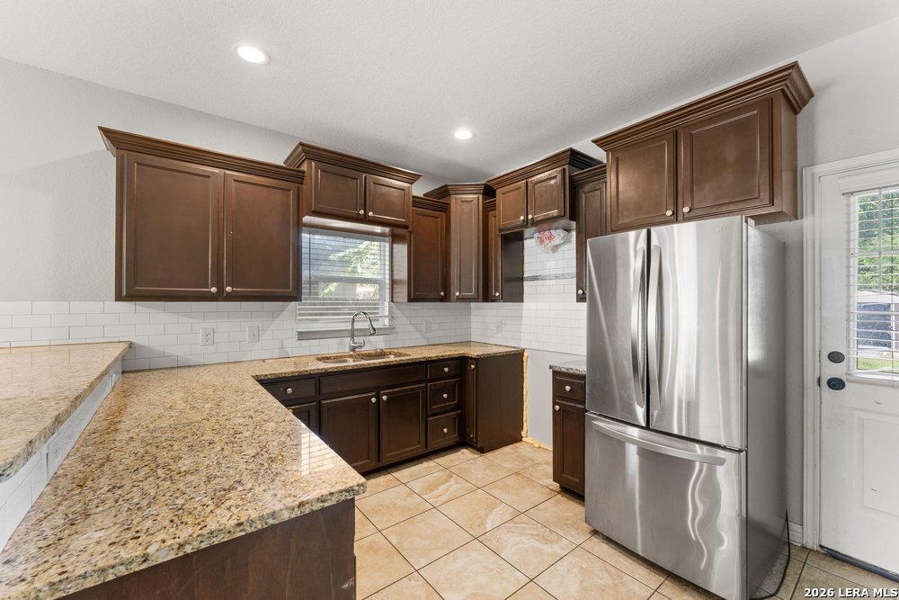 1204 Valencia San Antonio TX 78237