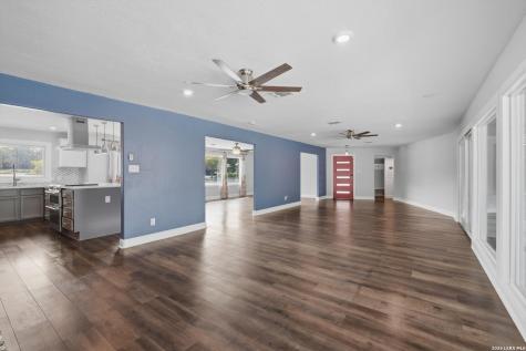 200 Carolwood Drive Castle Hills TX 78213