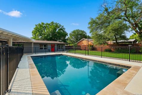 200 Carolwood Drive Castle Hills TX 78213