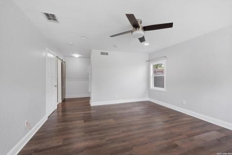 200 Carolwood Drive Castle Hills TX 78213