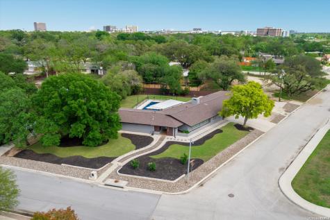 200 Carolwood Drive Castle Hills TX 78213