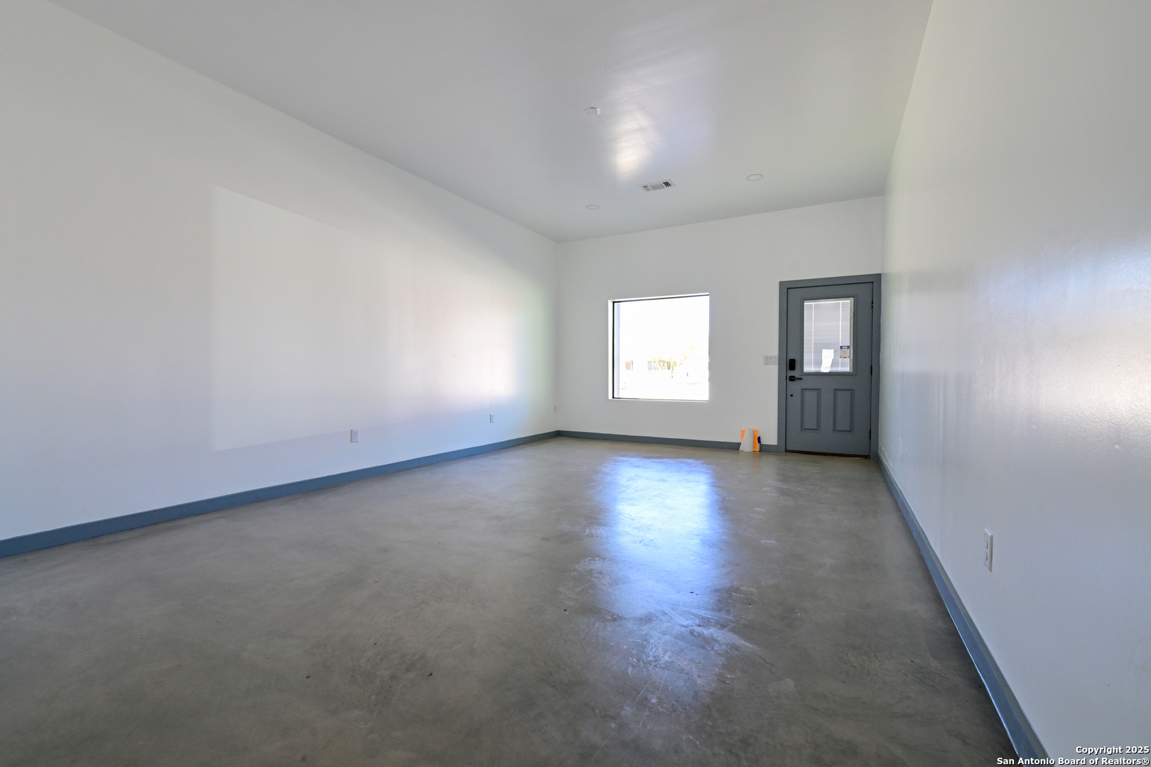 1003 W Galveston Marfa TX 79843