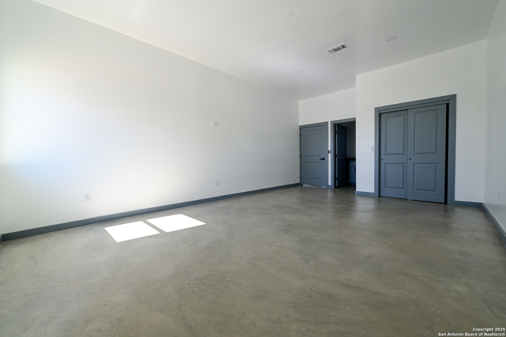 1003 W Galveston Marfa TX 79843