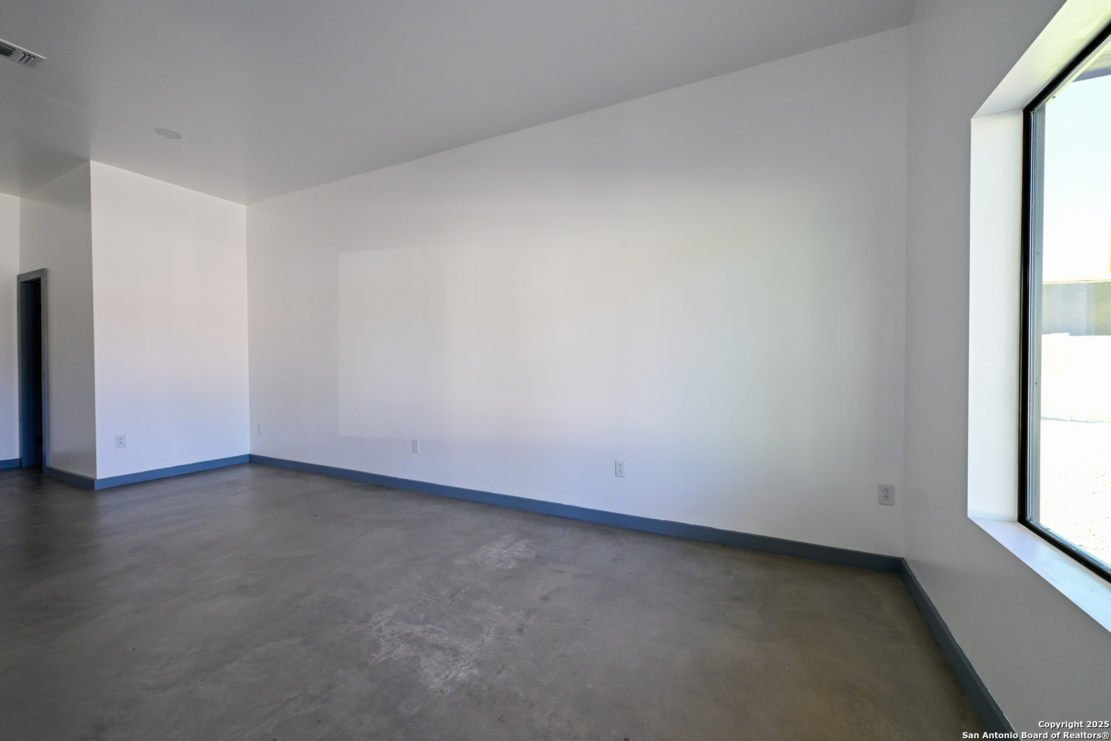 1003 W Galveston Marfa TX 79843