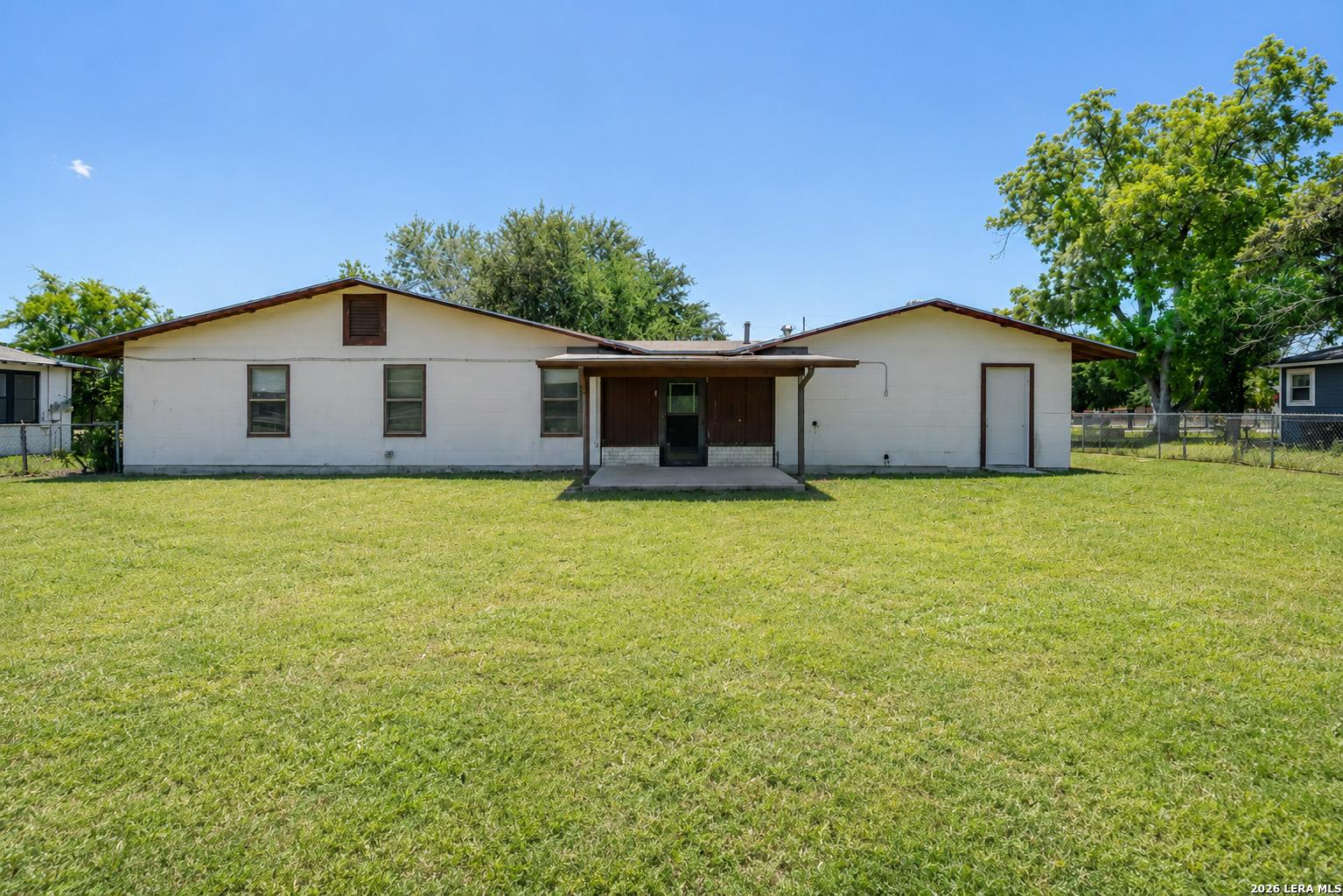 909 Houston Castroville TX 78009