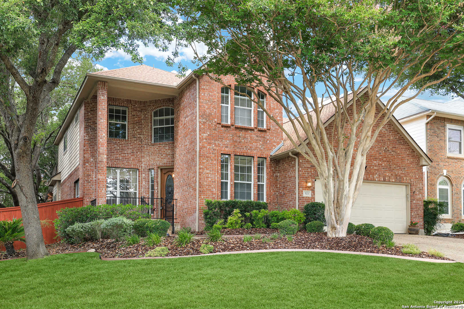 523 Roble Vista San Antonio TX 78258