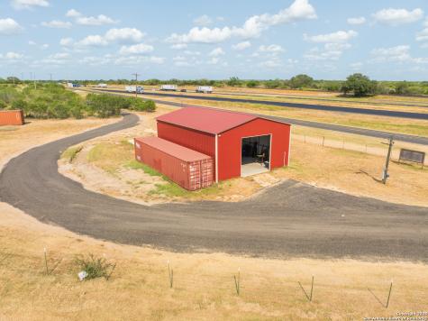 14951 N Ih 35 Moore TX 78057