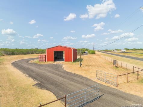 14951 N Ih 35 Moore TX 78057
