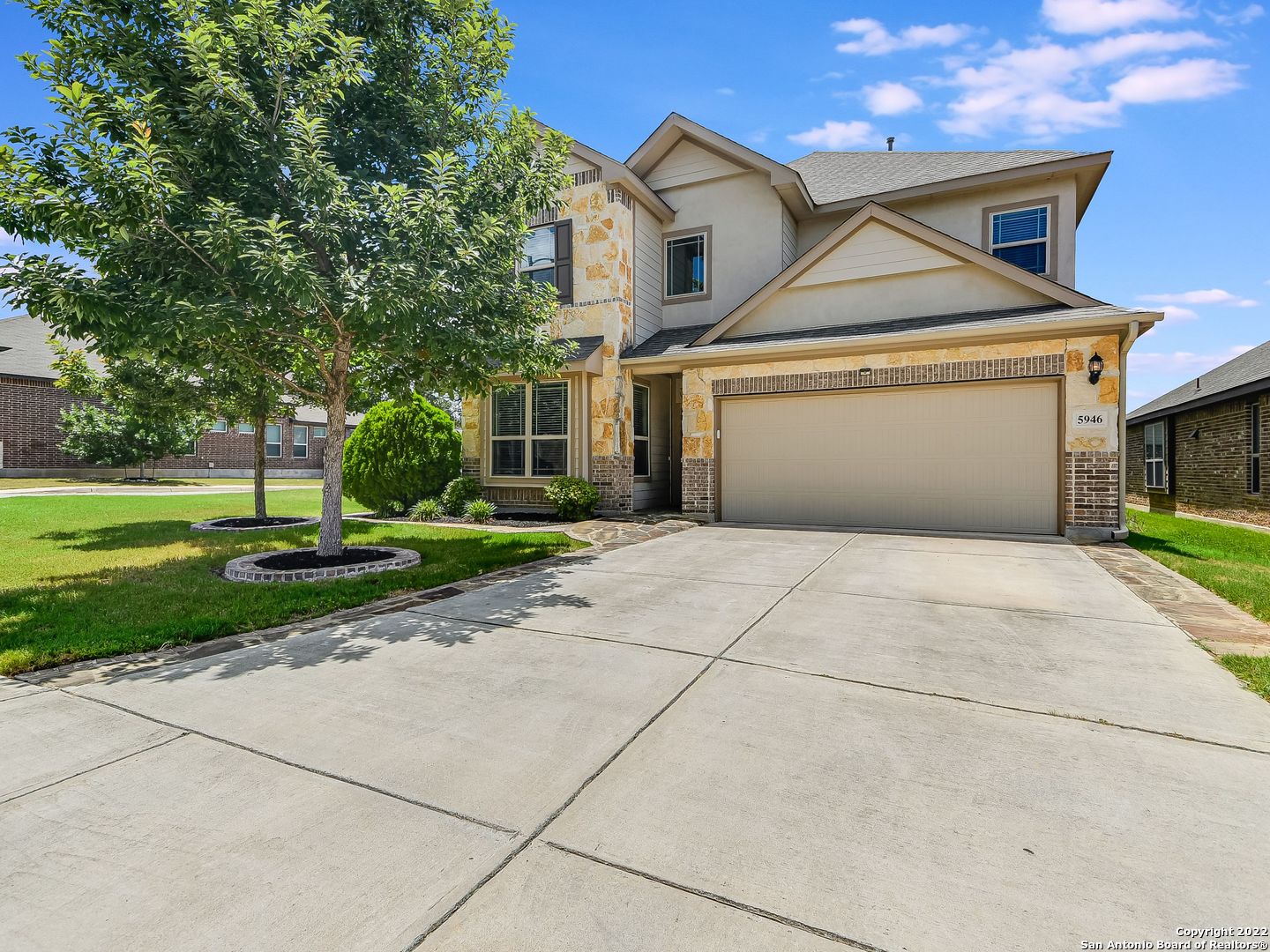 5946 Akin Song San Antonio TX 78261