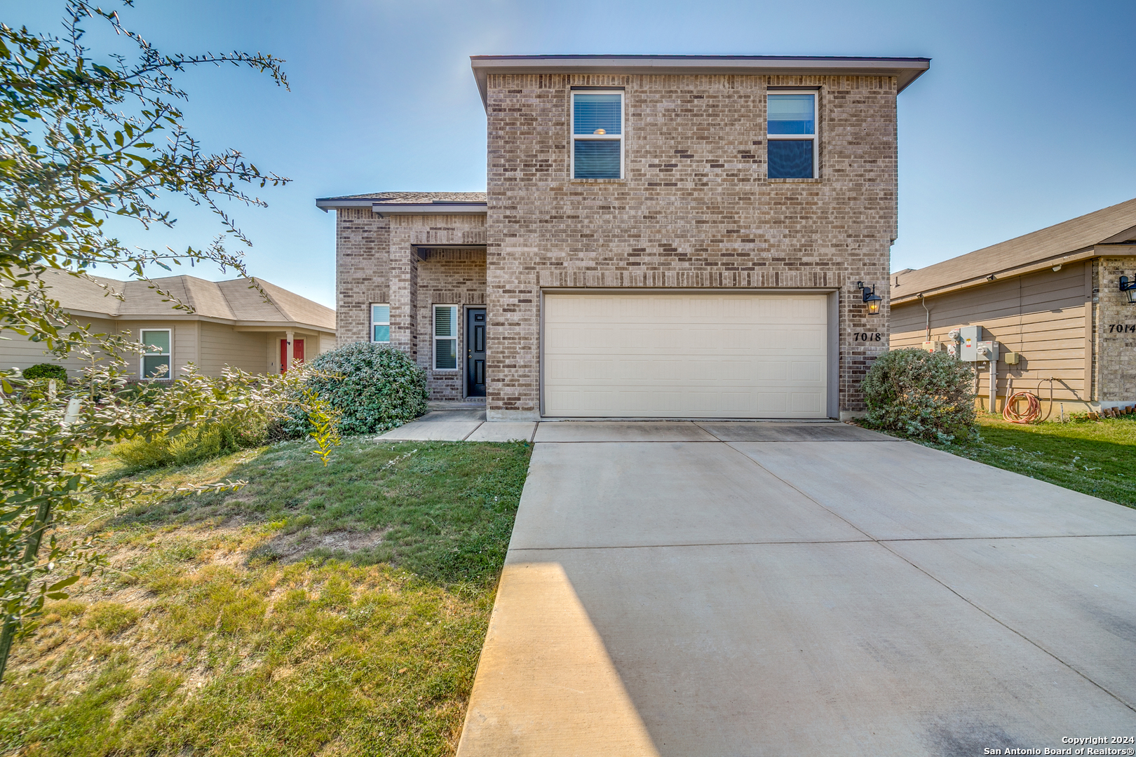 7018 Phoenix Path Converse TX 78109