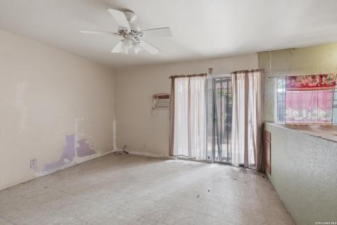 7060 Glen Mist San Antonio TX 78239