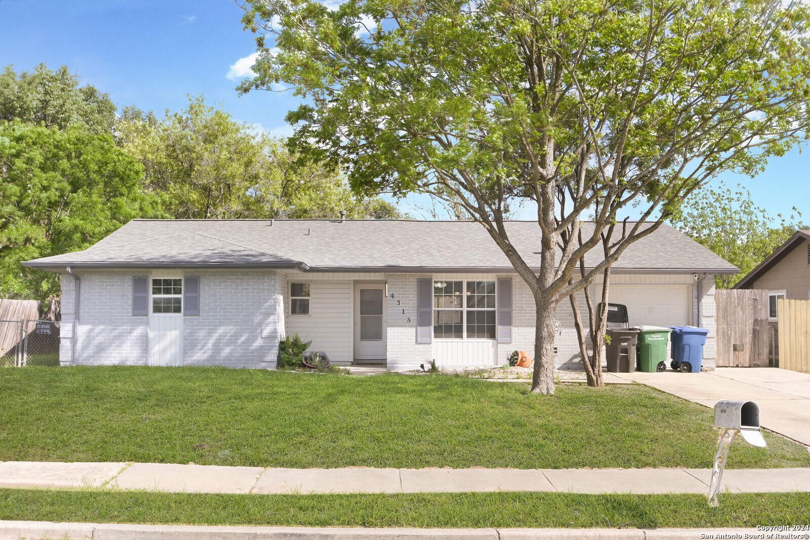4318 Eagle Nest San Antonio TX 78233