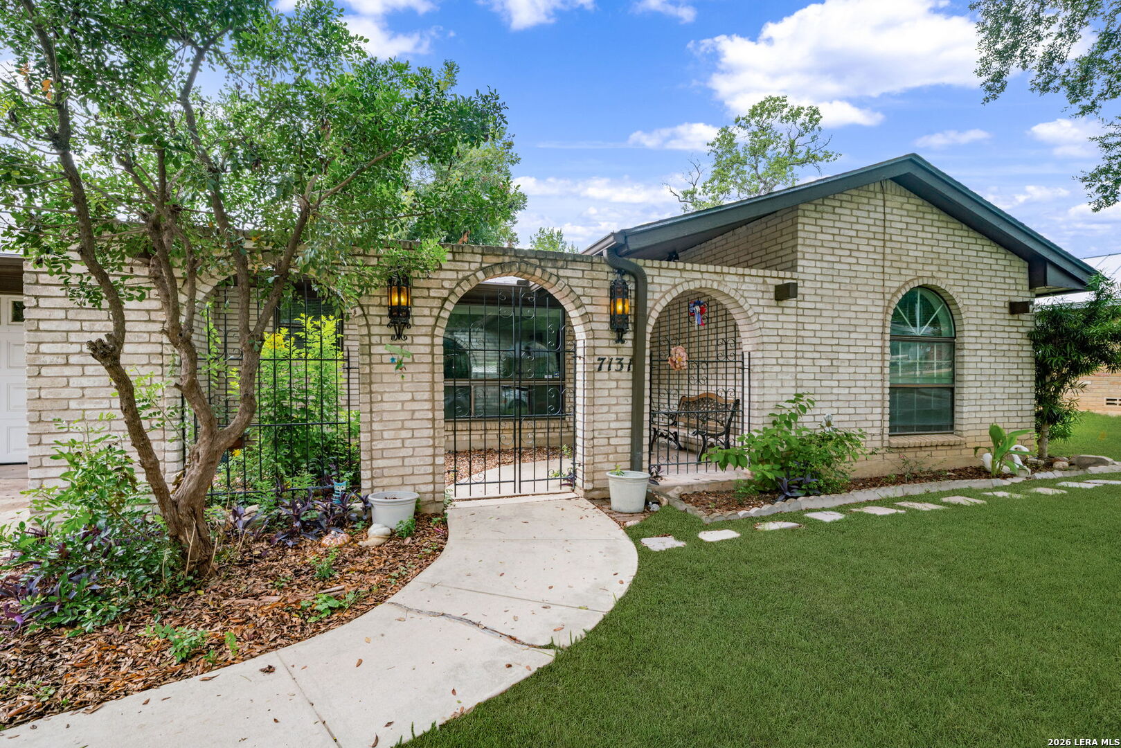 7131 Forest Brook San Antonio TX 78240