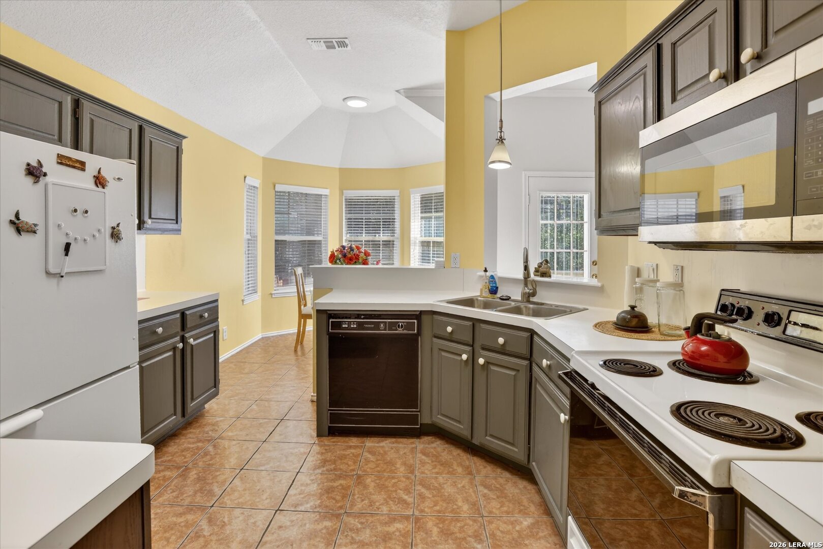 1806 Kingsbridge San Antonio TX 78253