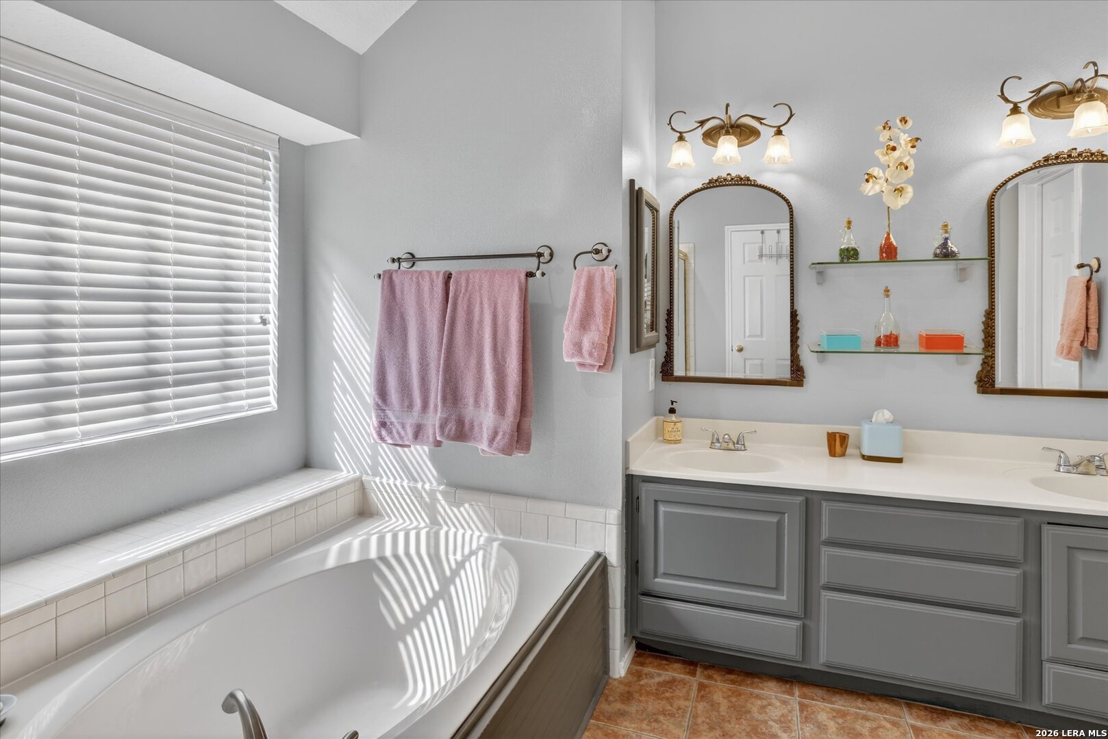 1806 Kingsbridge San Antonio TX 78253