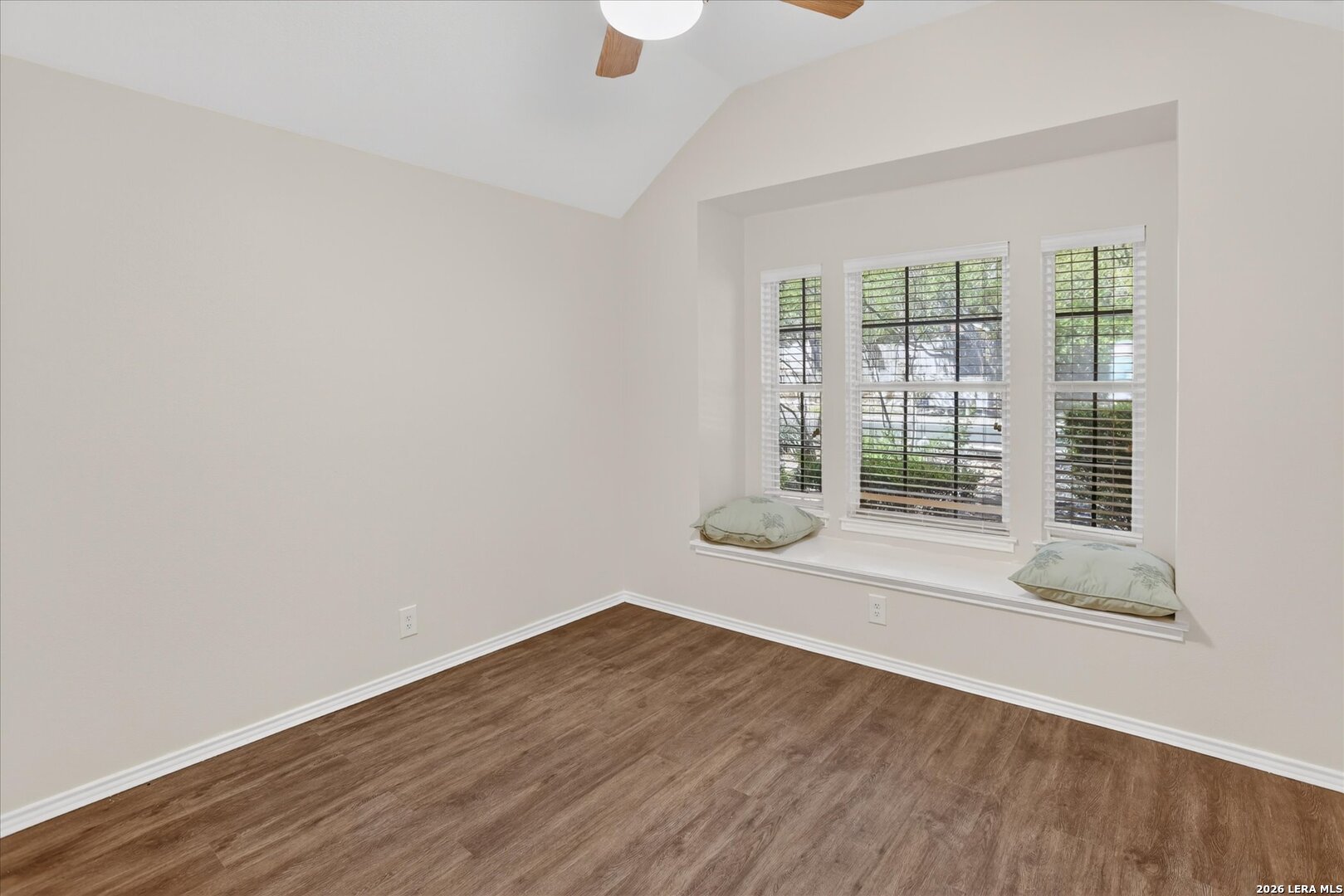 1806 Kingsbridge San Antonio TX 78253