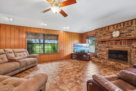 19300 N Fm 81 Hobson TX 78117