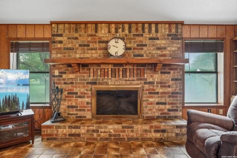 19300 N Fm 81 Hobson TX 78117