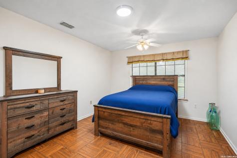 19300 N Fm 81 Hobson TX 78117
