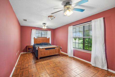 19300 N Fm 81 Hobson TX 78117