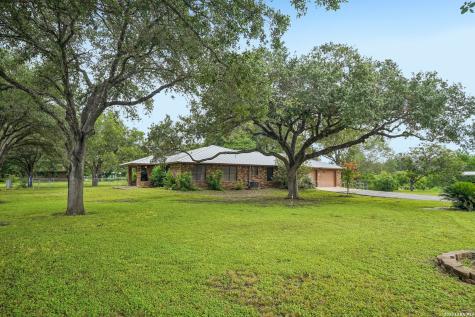 19300 N Fm 81 Hobson TX 78117