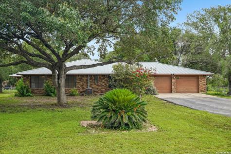 19300 N Fm 81 Hobson TX 78117