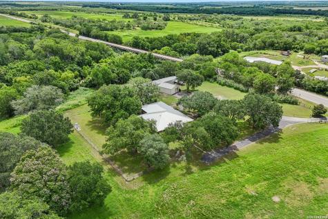 19300 N Fm 81 Hobson TX 78117
