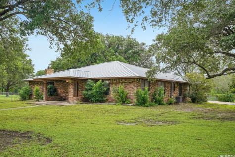 19300 N Fm 81 Hobson TX 78117