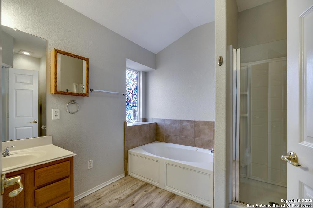 8951 Audubon Park Converse TX 78109