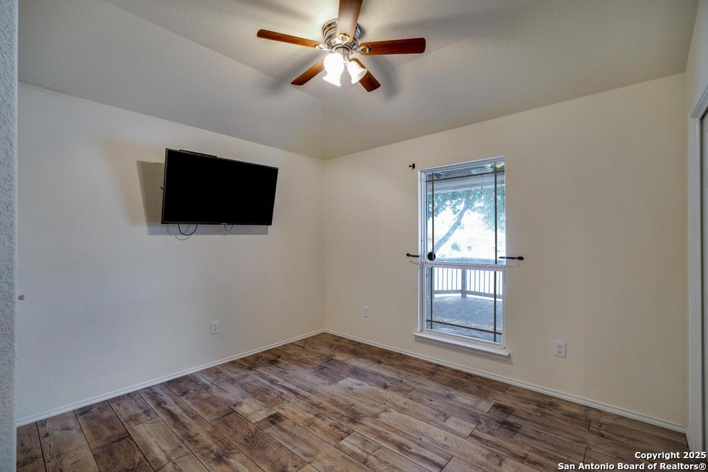 8951 Audubon Park Converse TX 78109