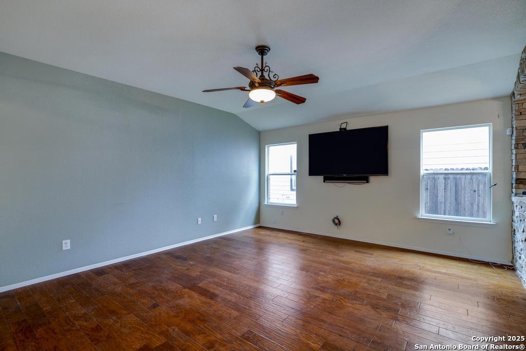 8951 Audubon Park Converse TX 78109