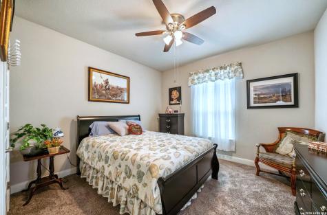 9334 Sundrop Valley San Antonio TX 78254