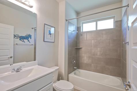 9334 Sundrop Valley San Antonio TX 78254