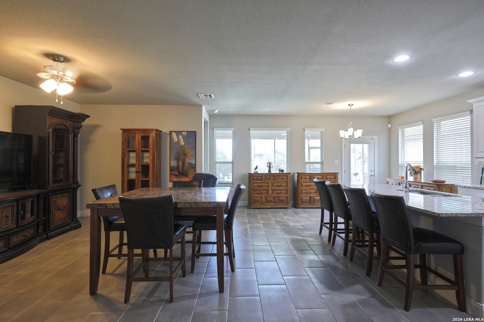 9334 Sundrop Valley San Antonio TX 78254
