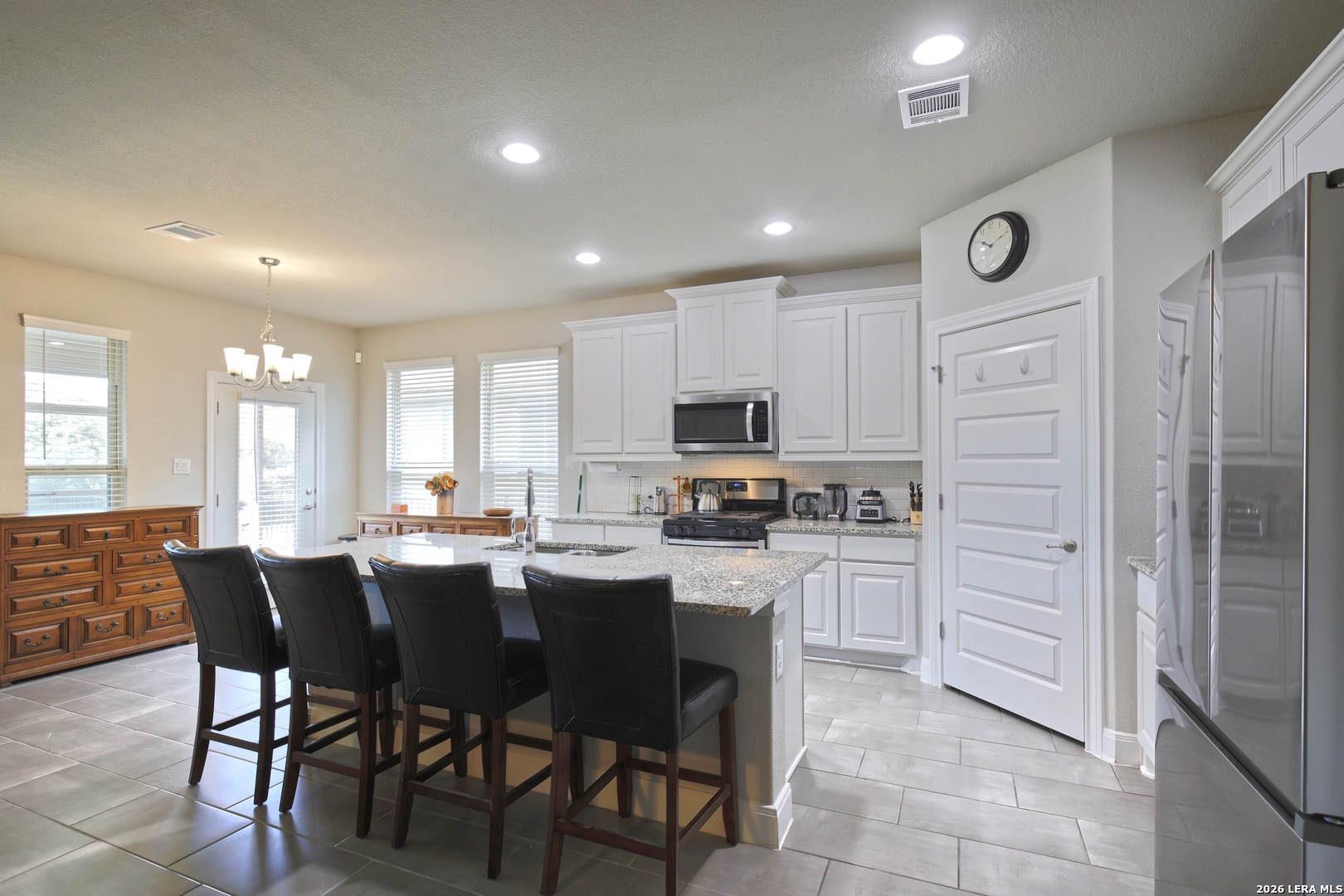 9334 Sundrop Valley San Antonio TX 78254