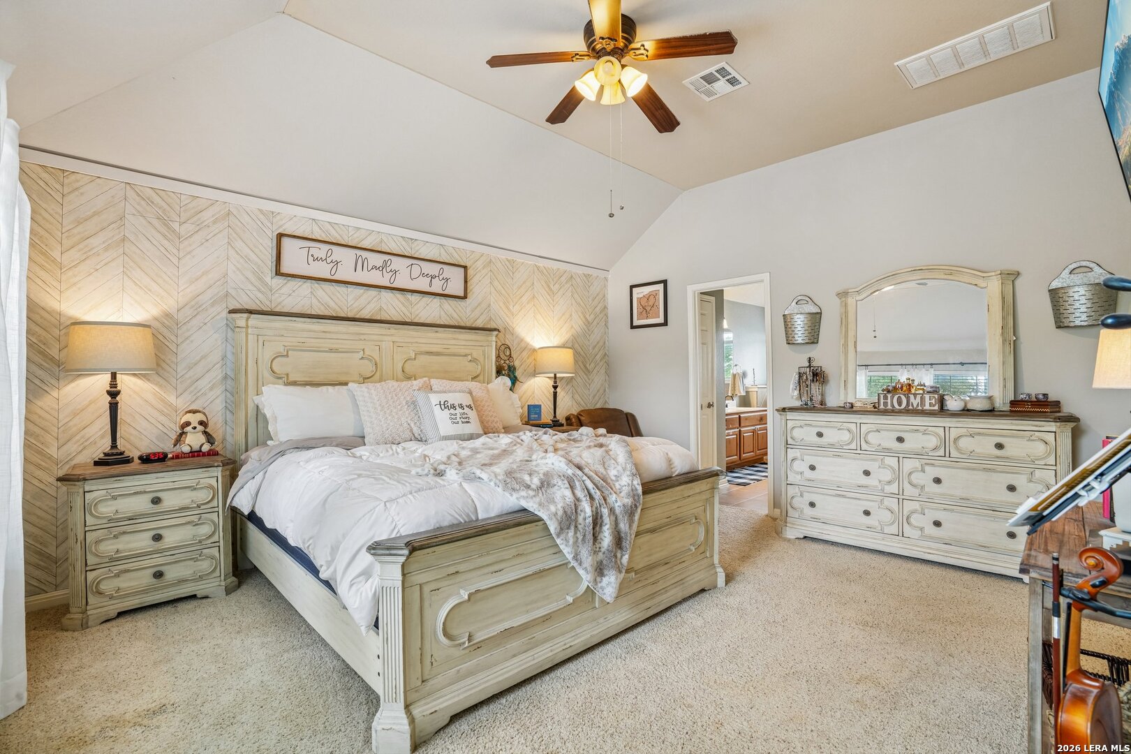 990 Oak Park Schertz TX 78154