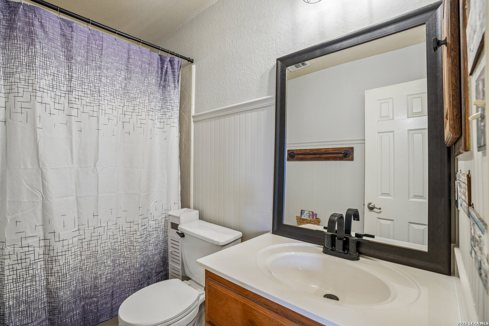 990 Oak Park Schertz TX 78154