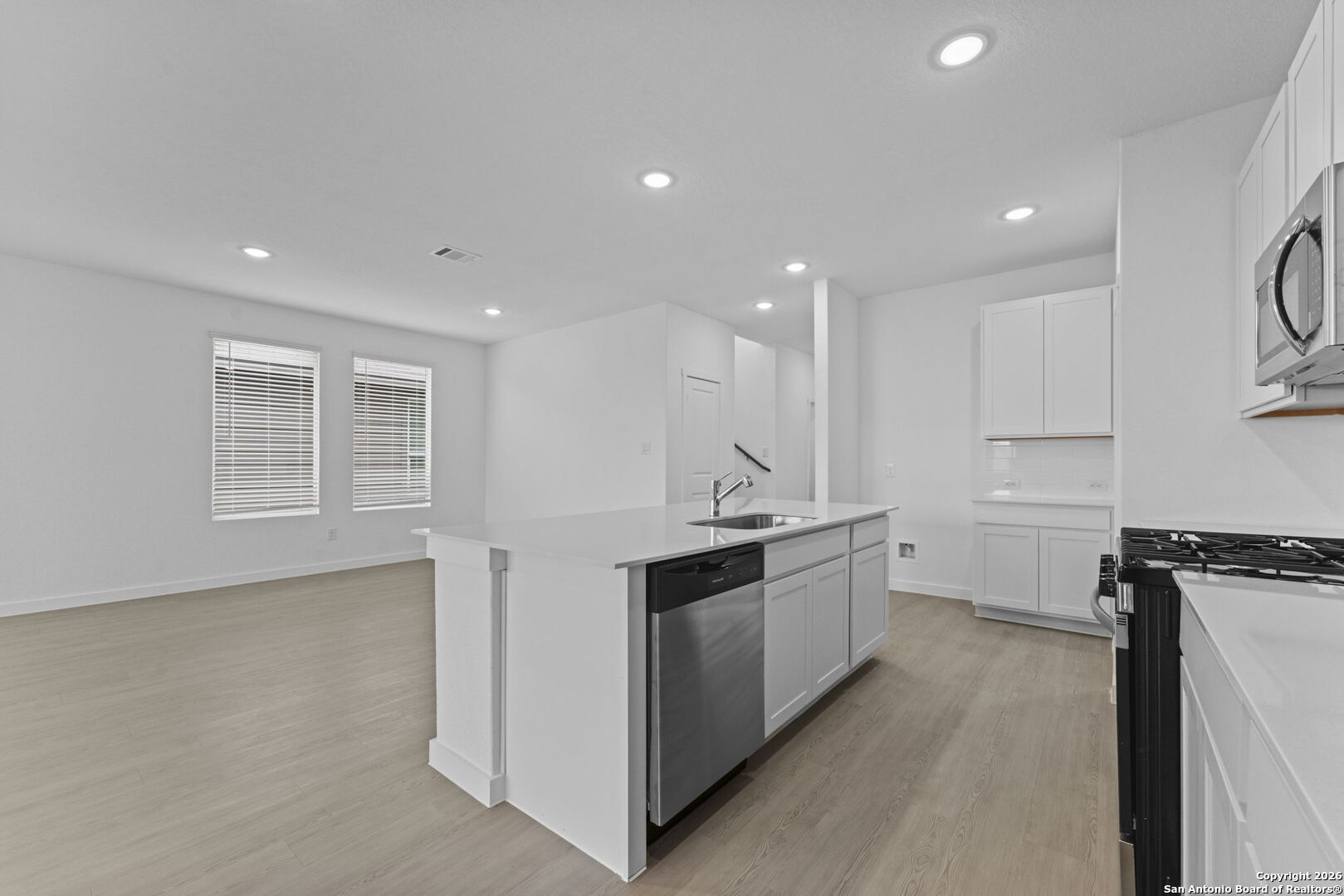 1875 Nuthatch Ridge New Braunfels TX 78130