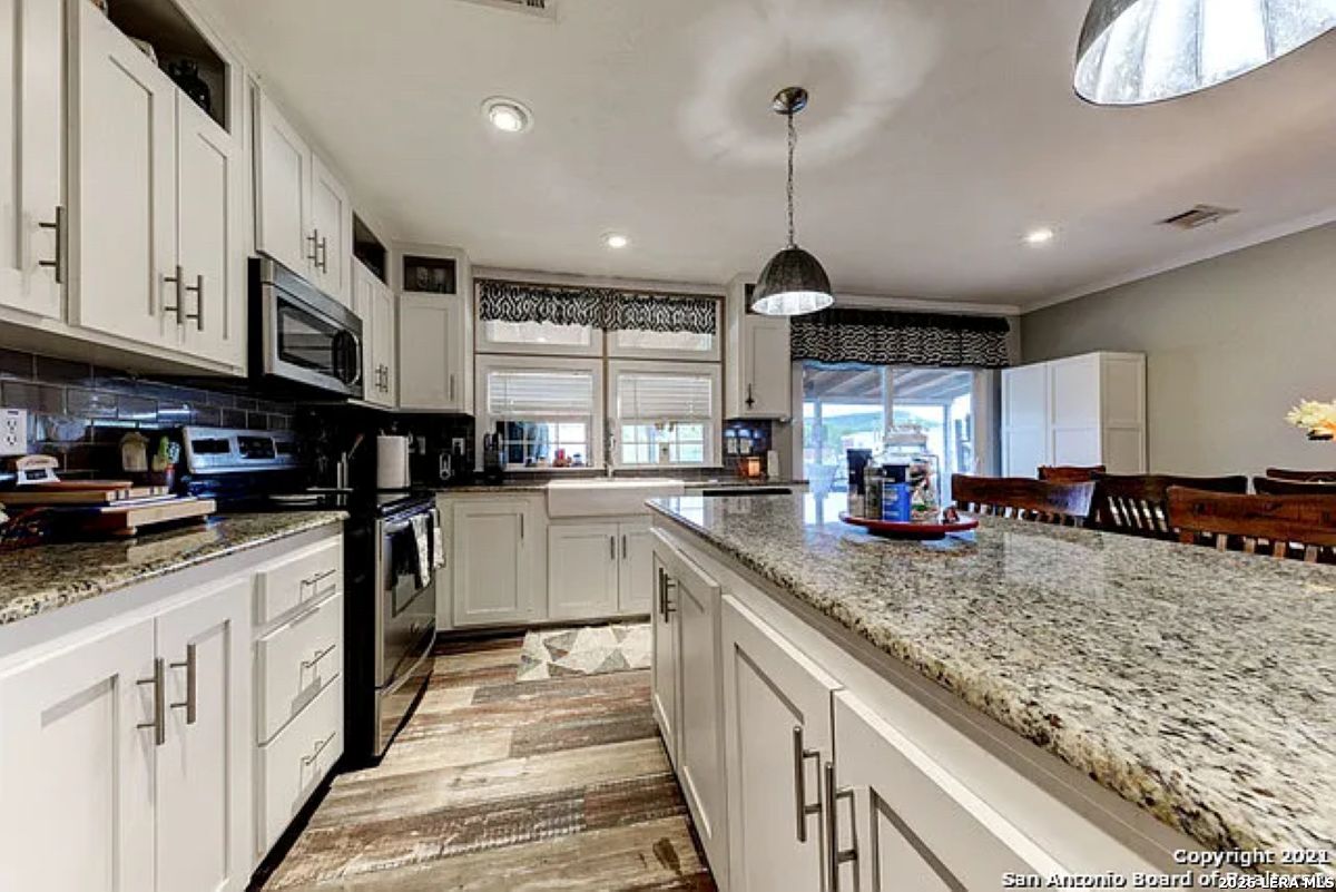 260 Private Road 1510 Bandera TX 78003