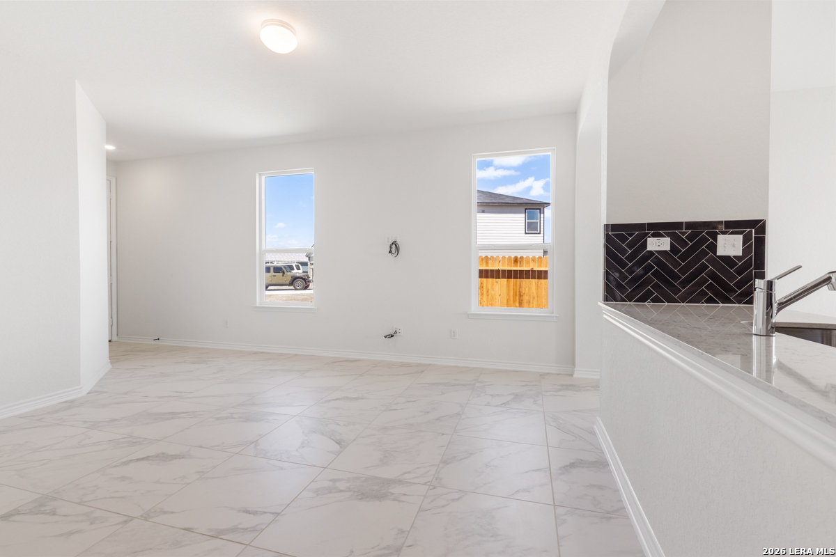 2518 Nachico Place Converse TX 78109