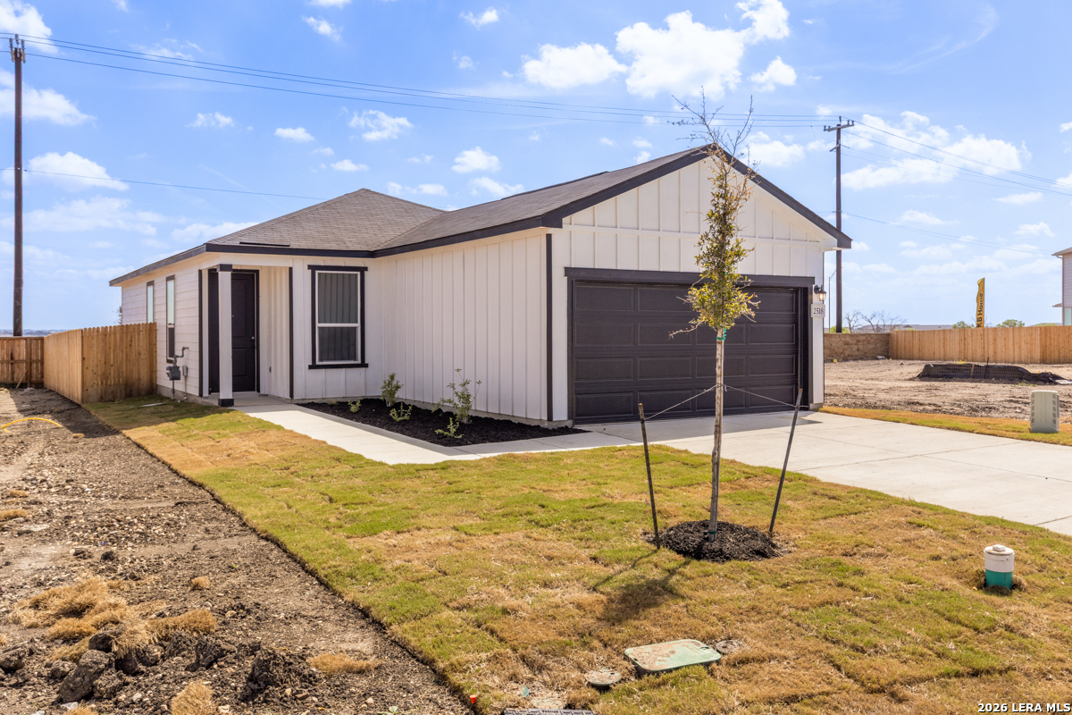 2518 Nachico Place Converse TX 78109