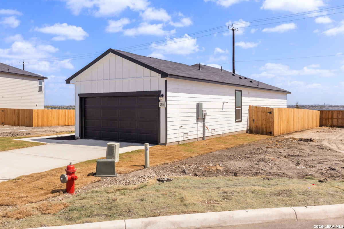 2518 Nachico Place Converse TX 78109